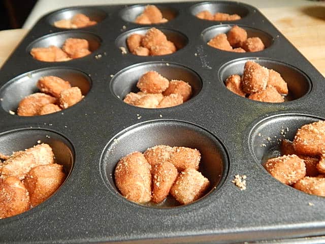 Mini Monkey Bread with homemade dough - Aqueena The Kitchen