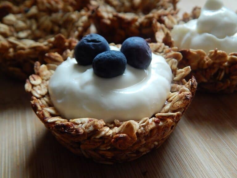 Banana oatmeal yogurt cups Drizzle Me Skinny!