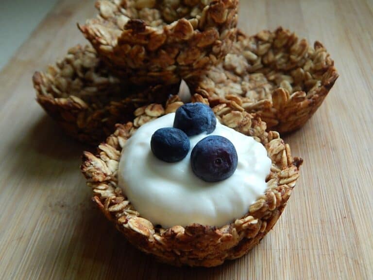Banana oatmeal yogurt cups Drizzle Me Skinny!