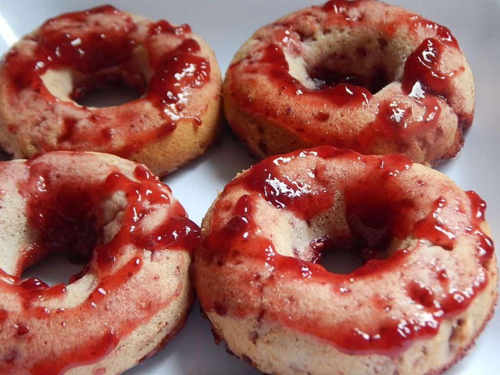 Raspberry jam donuts Drizzle Me Skinny!