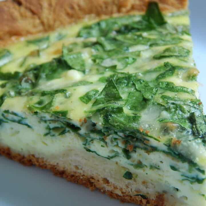 Spinach and ricotta breakfast pie - Drizzle Me Skinny!