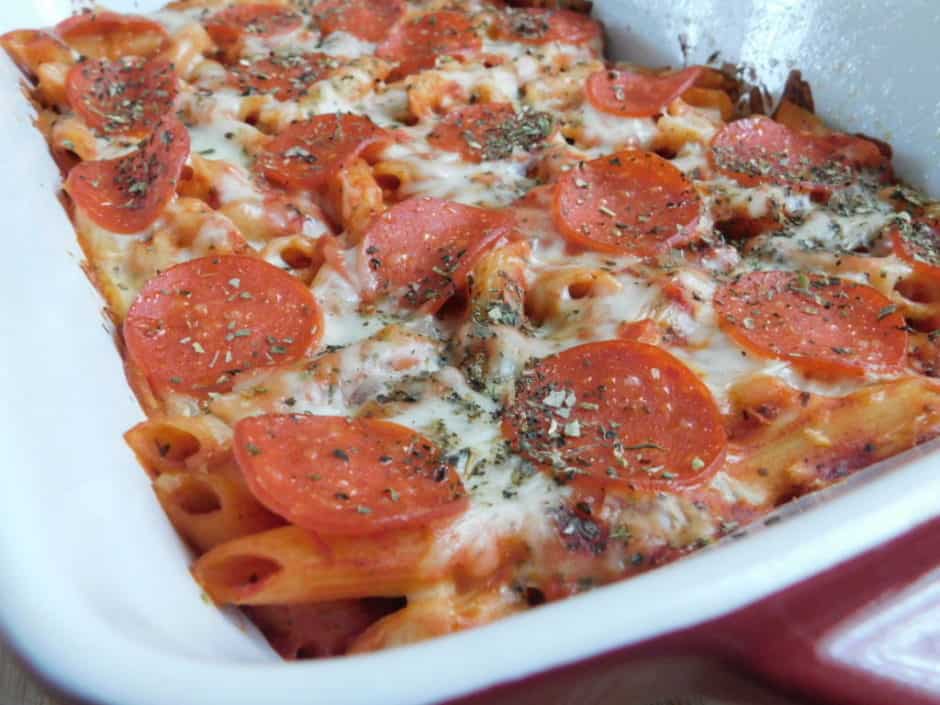 Pepperoni Pizza Pasta Bake Drizzle Me Skinny!
