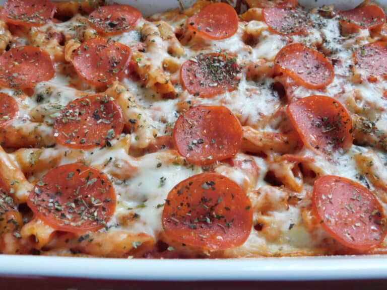 Pepperoni Pizza Pasta Bake Drizzle Me Skinny!