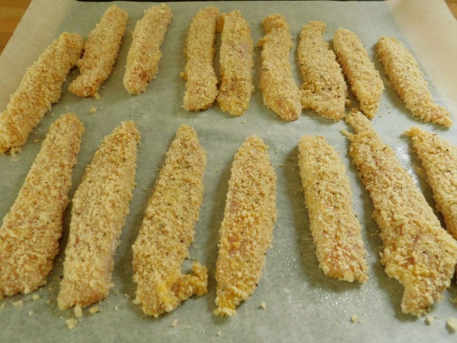 Garlic parmesan chicken fingers - Drizzle Me Skinny!