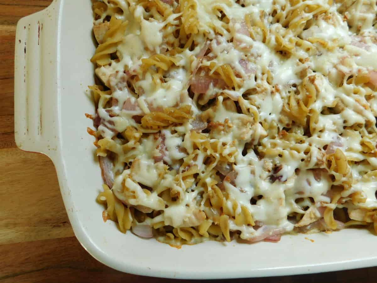 French Onion Chicken Pasta Bake