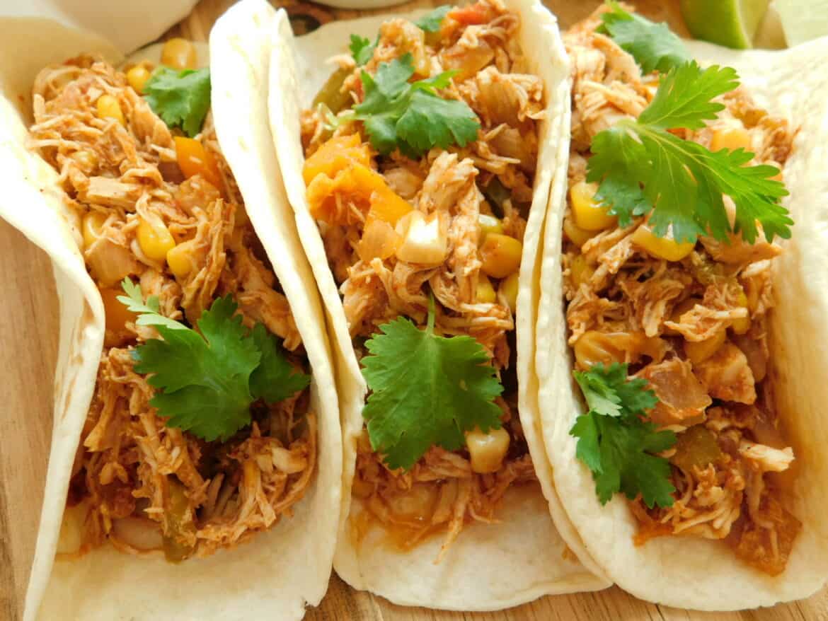 Southwest Chicken Tacos - Drizzle Me Skinny!