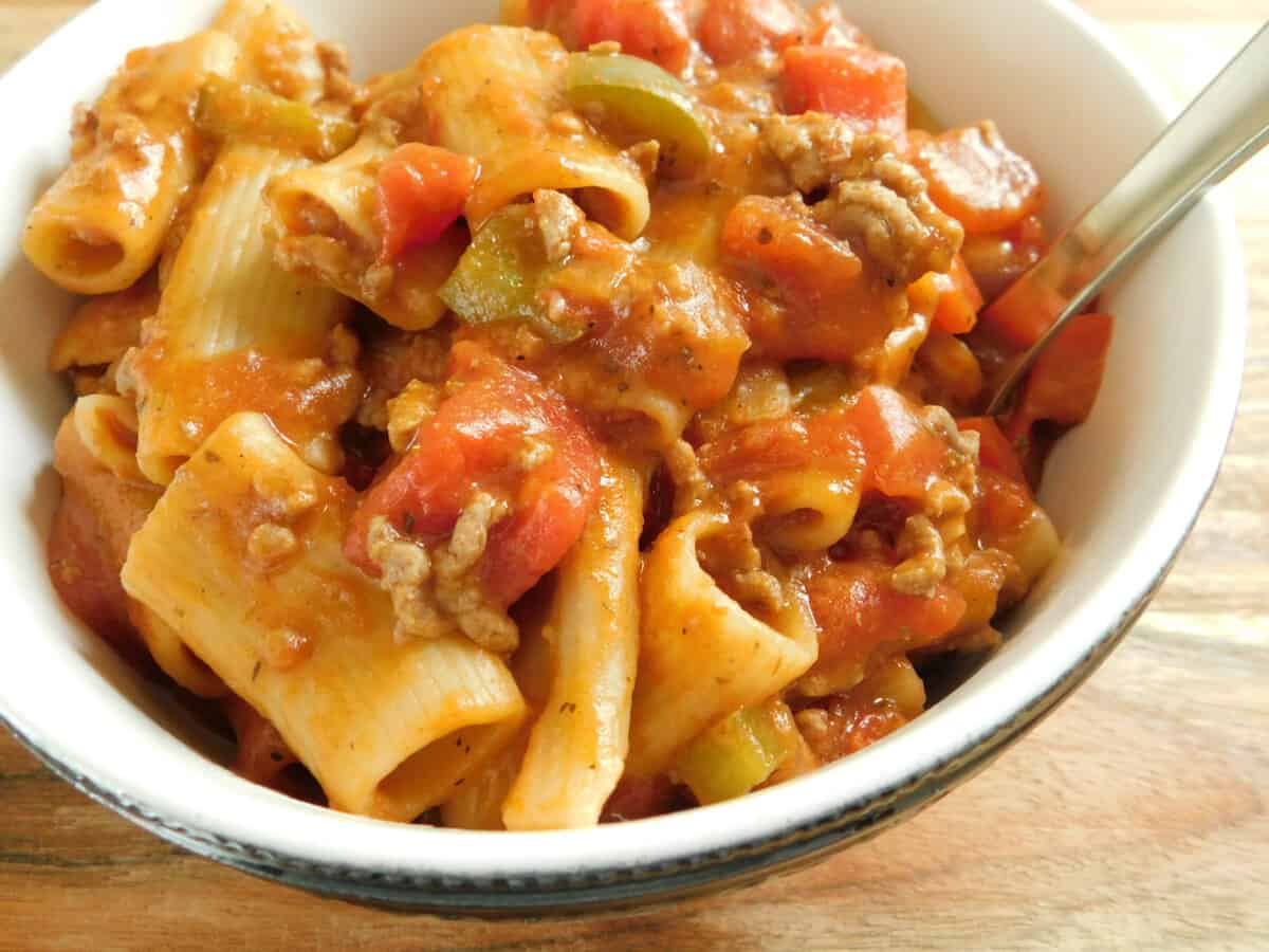 turkey rigatoni in white bowl