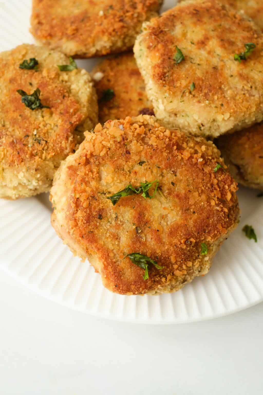 Tuna cakes with lemon dill sauce Drizzle Me Skinny!