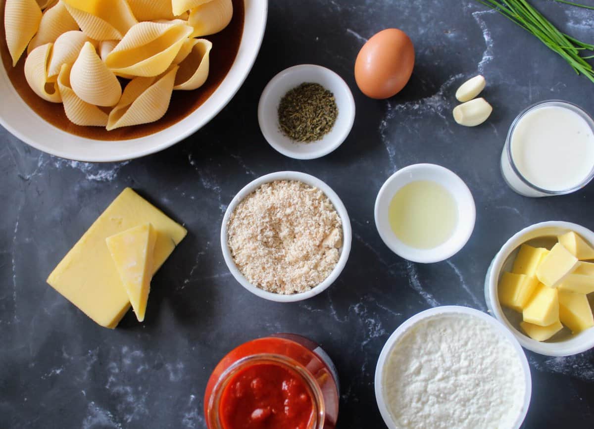 Giant Cheese Stuffed Shells (Copycat) - Drizzle Me Skinny!