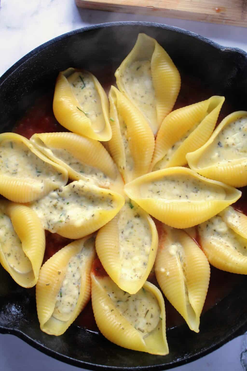 Giant Cheese Stuffed Shells (Copycat) - Drizzle Me Skinny!
