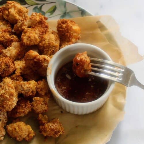 Air Fryer Popcorn Chicken served with Dipping Sauce