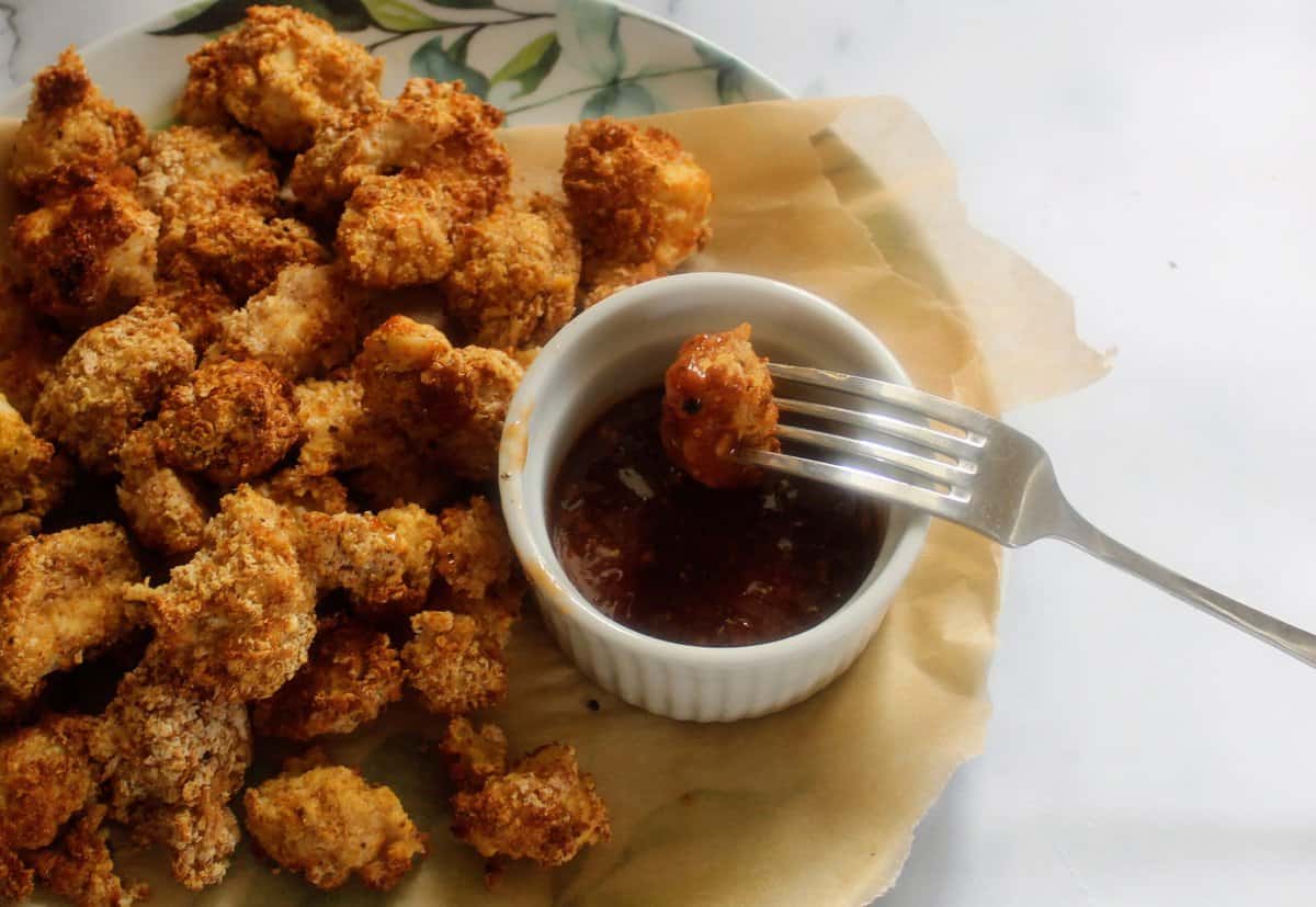 Air Fryer Popcorn Chicken served with Dipping Sauce
