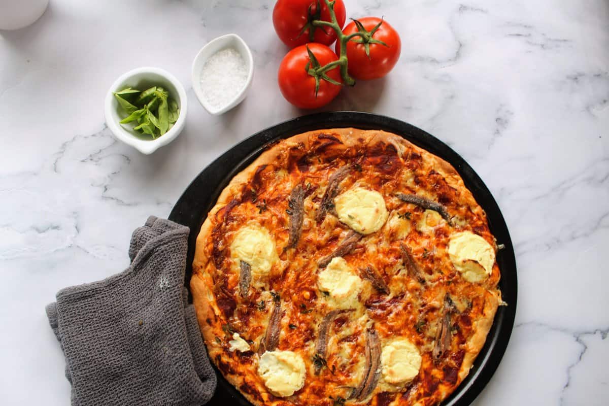 Anchovy Pizza