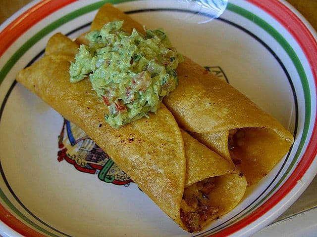 Flautas Vs. Taquitos: What Makes These Iconic Dishes Different ...