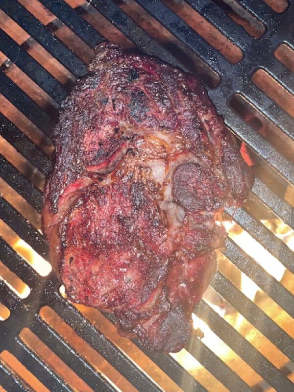 cooked ribeye steak on big green egg