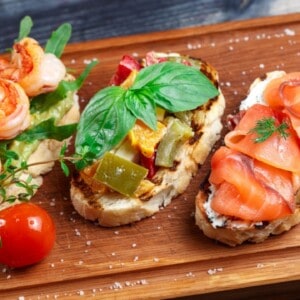 toast with shrimp and salmon