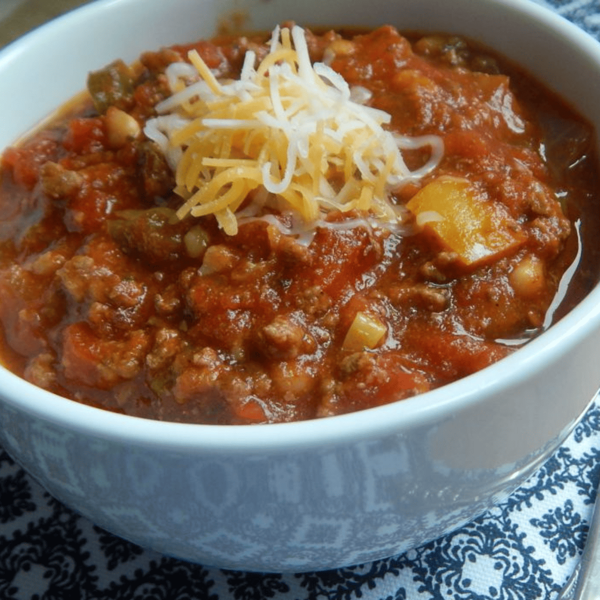 classic ww chili in white bowl