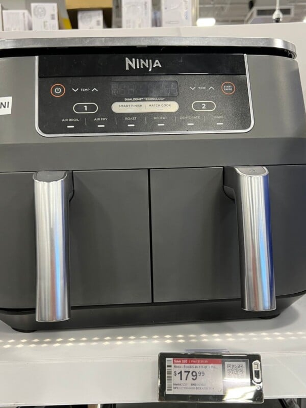 Ninja Foodi, dual basket 6-1, on sales floor