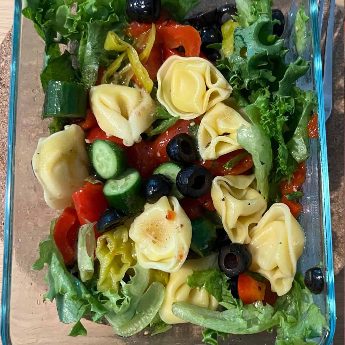 https://drizzlemeskinny.com/wp-content/uploads/2023/09/salad-meal-prep-.jpg