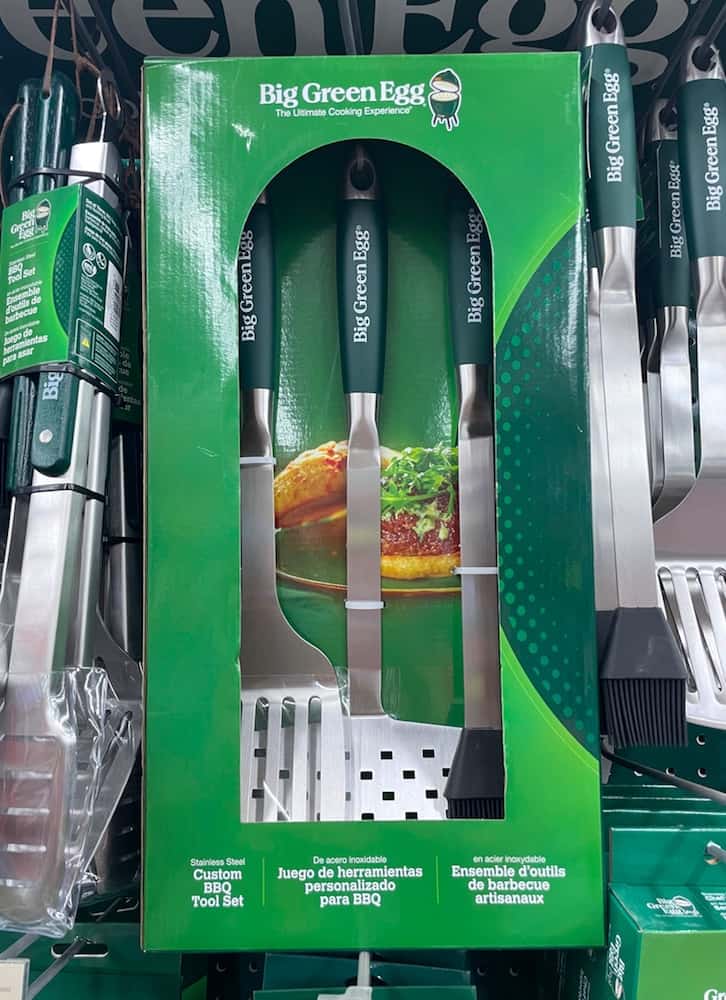 big green egg tools in packaging