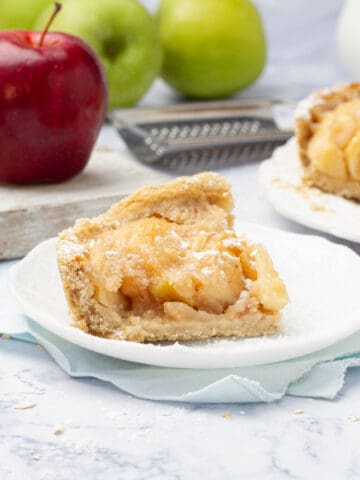Lightened-up Weight Watchers apple pie with oat flour crust.