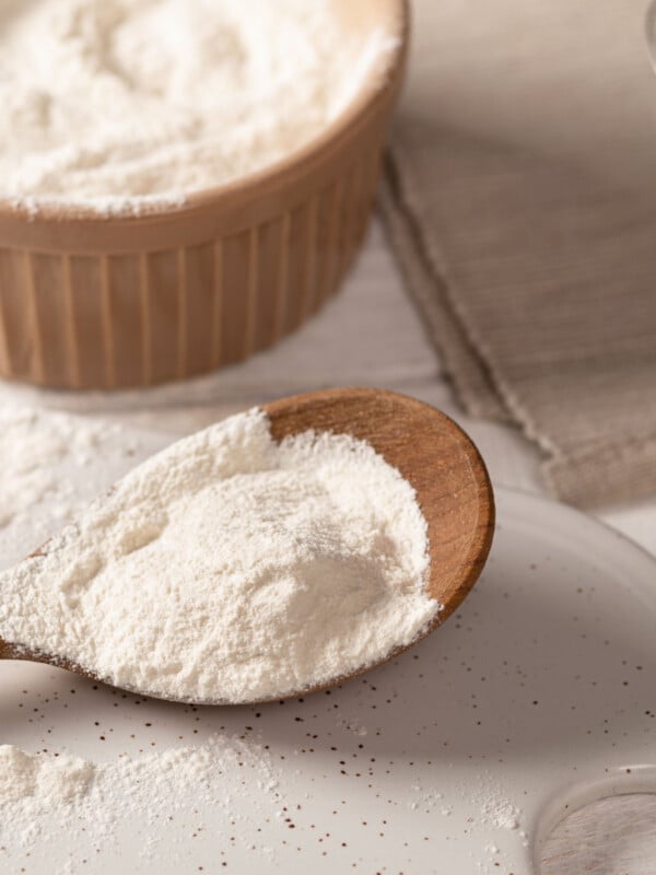 Xanthan Gum on wooden spoon