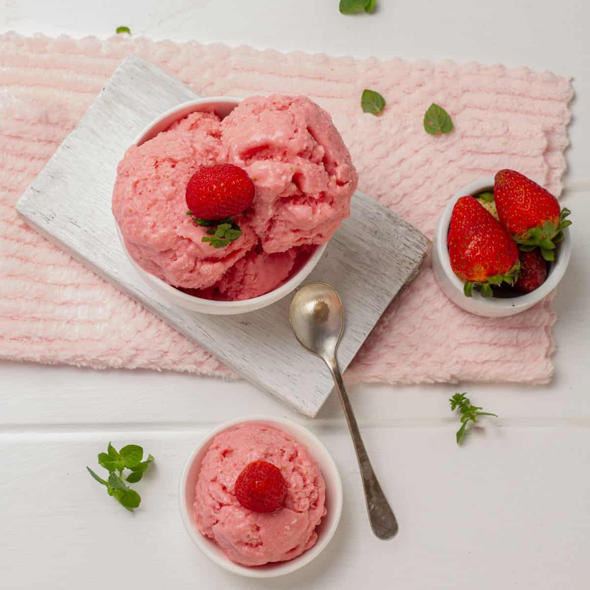 Strawberry Yogurt Ice Cream Bird-Eye View
