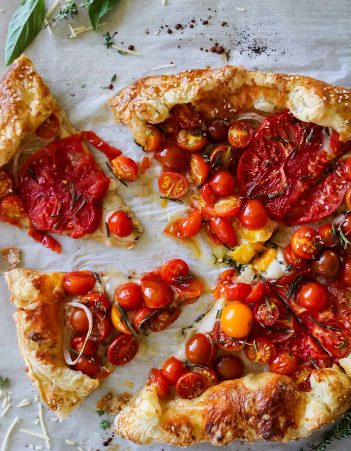 21 Perfectly Easy And Delicious Puff Pastry Breakfast Recipes - Drizzle