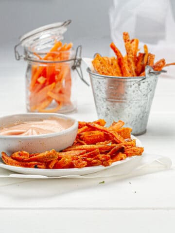 Carrot Fries served with sauce