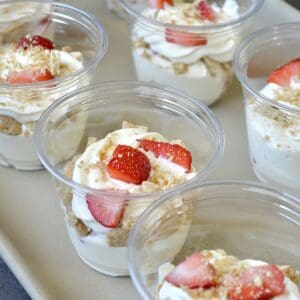 Cheesecake cups with strawberries