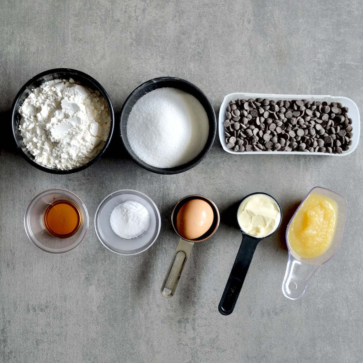 Ingredients needed for making healthy chocolate chip cookies