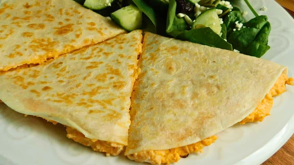 buffalo chicken quesadillas