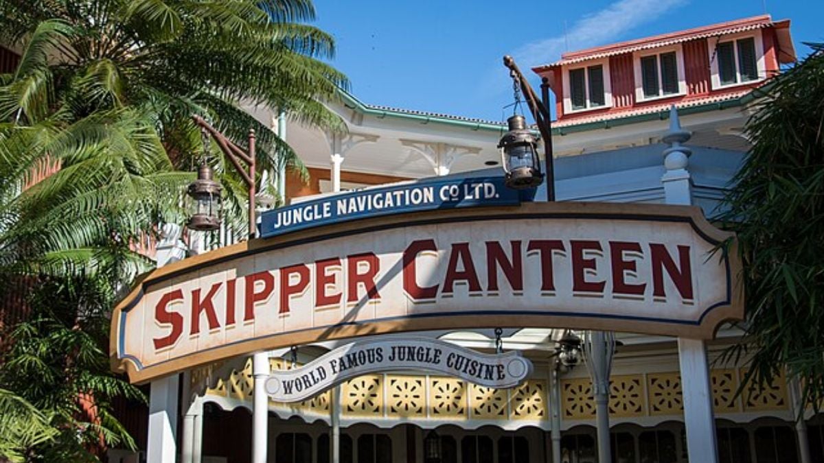 11 Disney World Eating places That Ought to Be on Your Bucket Listing 11 Disney World Eating places That Ought to Be on Your Bucket Listing