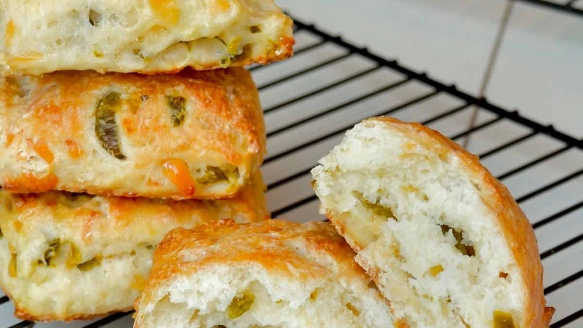 jalapeno cheddar biscuits