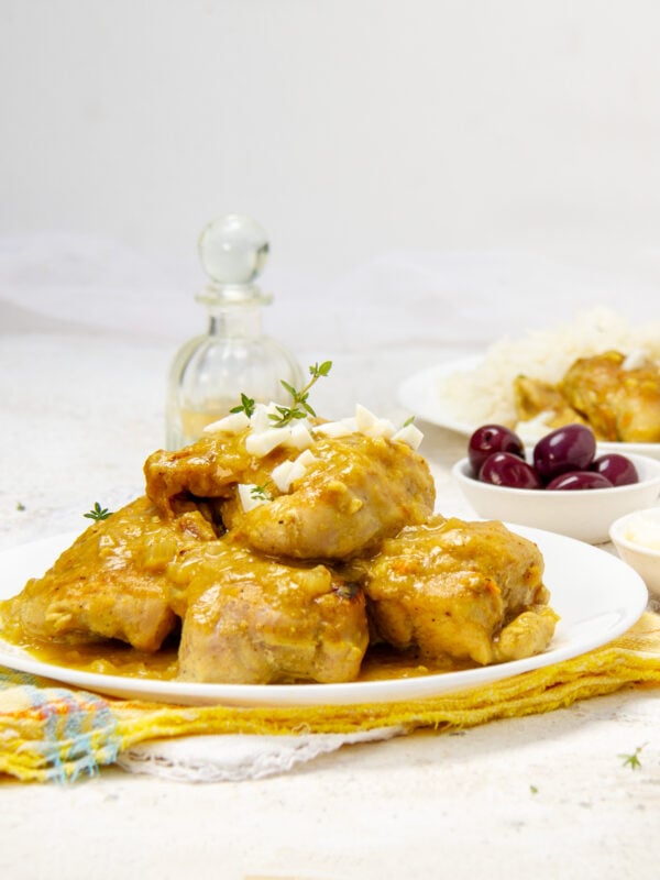 Silky, saucy, and packed with flavor—Chicken Pepitoria on a plate.